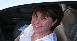 Charmian Setear