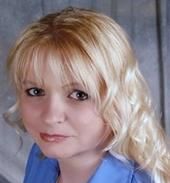 Lucia Simon