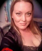 Carrie Benton