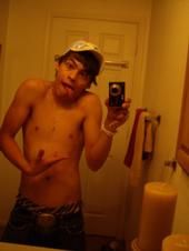 Aaron Molina