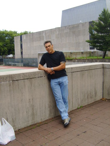 Henry Hernandez