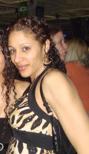Saryna Sayles