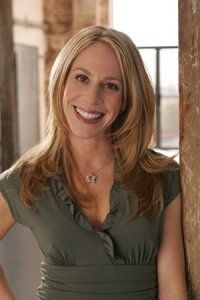 Felicia Stoler