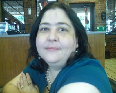 Linda May