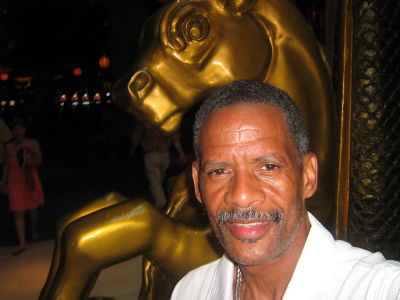 Robert Foster