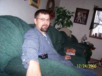 Carl Nichols
