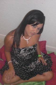 Yanitza Slores