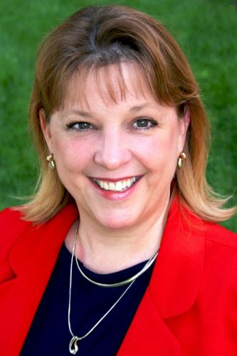 Lynne Cagle