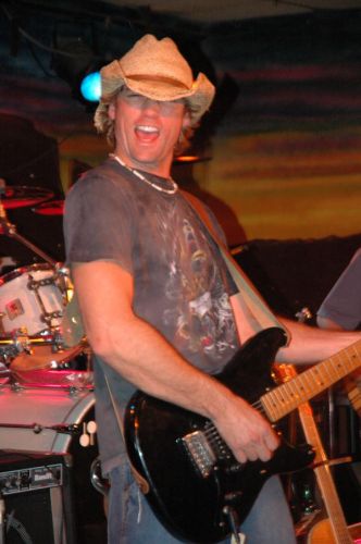 Dustin Fox