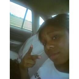 Khnedee Finch