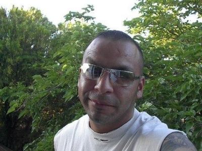 Adam Gomez