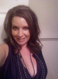 Mandi Henault