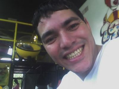Carlos Alvizurez