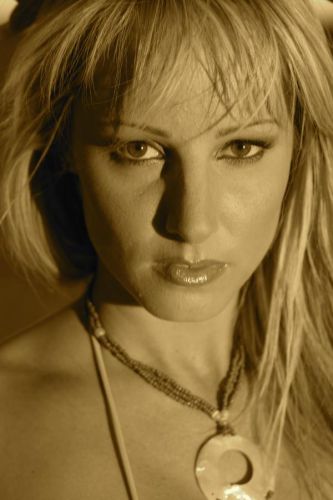 Rayna Frank