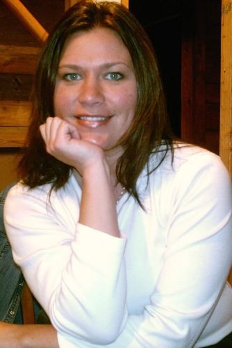 Danelle Schmid