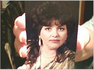 Angela Metzger
