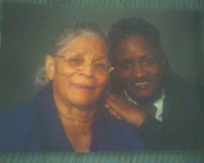 Joyce Banks