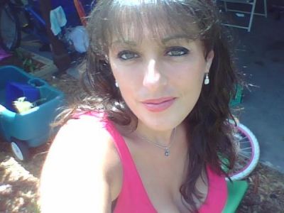 Faye Backhoff