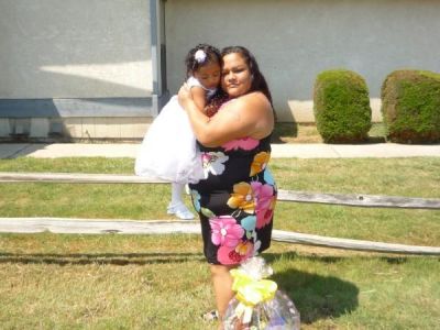 Angie Flores