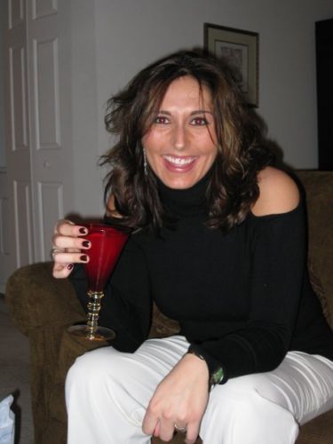Lindsay Uhl