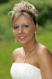 Leah Sanderson