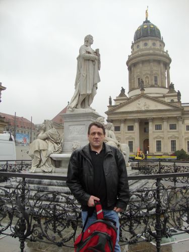 Dwayne Staufenbeil