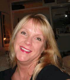 Leslie Meade