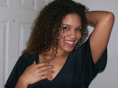 Nadine Flores