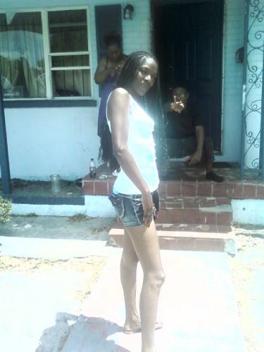 Tessia Igles