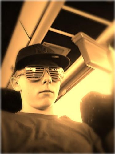 Tyler Lewis
