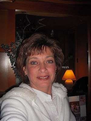 Lynda Adams