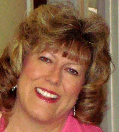Carolyn Hunter