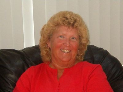 Paula Watts