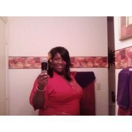 Naderia Warthen