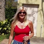 Lynn Hoskins