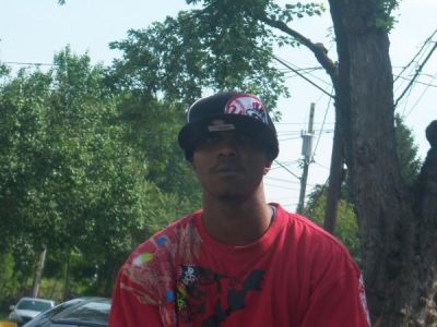 Dezmund Lewis