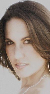 Lindsey Carnation