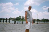 Gary Landau