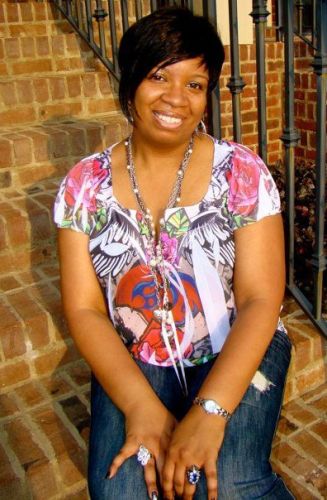 Casandra Perry