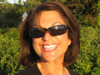 Lois Dellechiaie