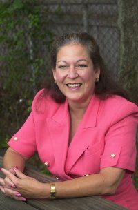 Lorna Sura