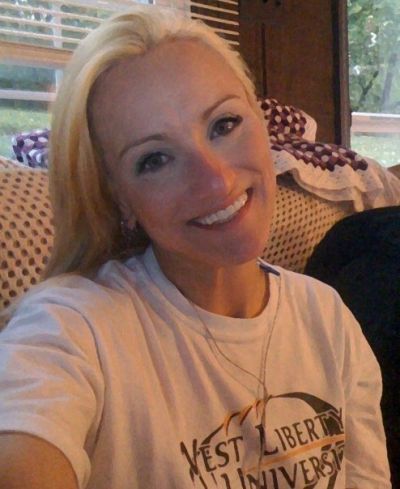 Lindsay Adams