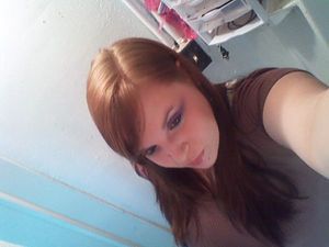 Amanda Groves