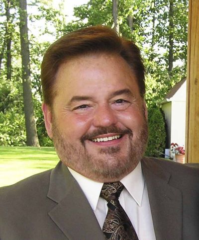 Stephen Helton
