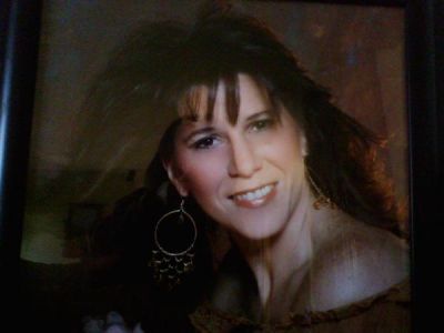 Lynda Powell