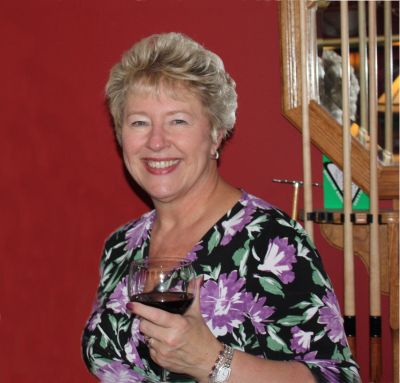 Donna Braksator