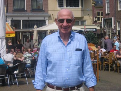 Dan Starkey