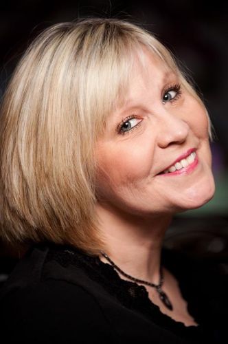 Kathryn Carr