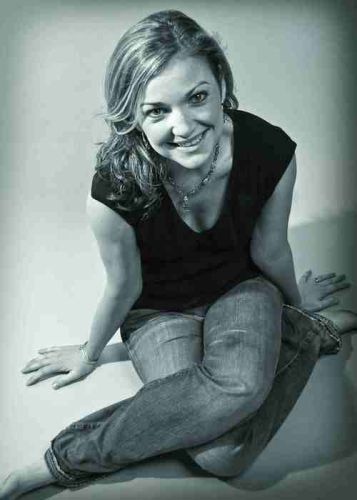 Amanda Lane