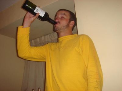 Dustin Saunders